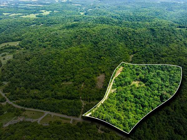 25.3 Acres of Land for Sale in Mount Pleasant, Tennessee