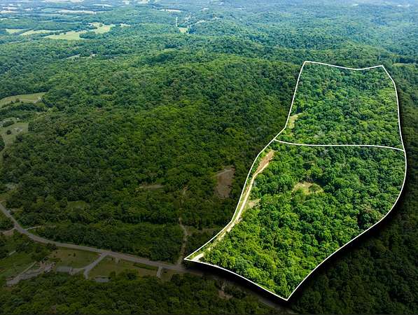 51.3 Acres of Land for Sale in Mount Pleasant, Tennessee