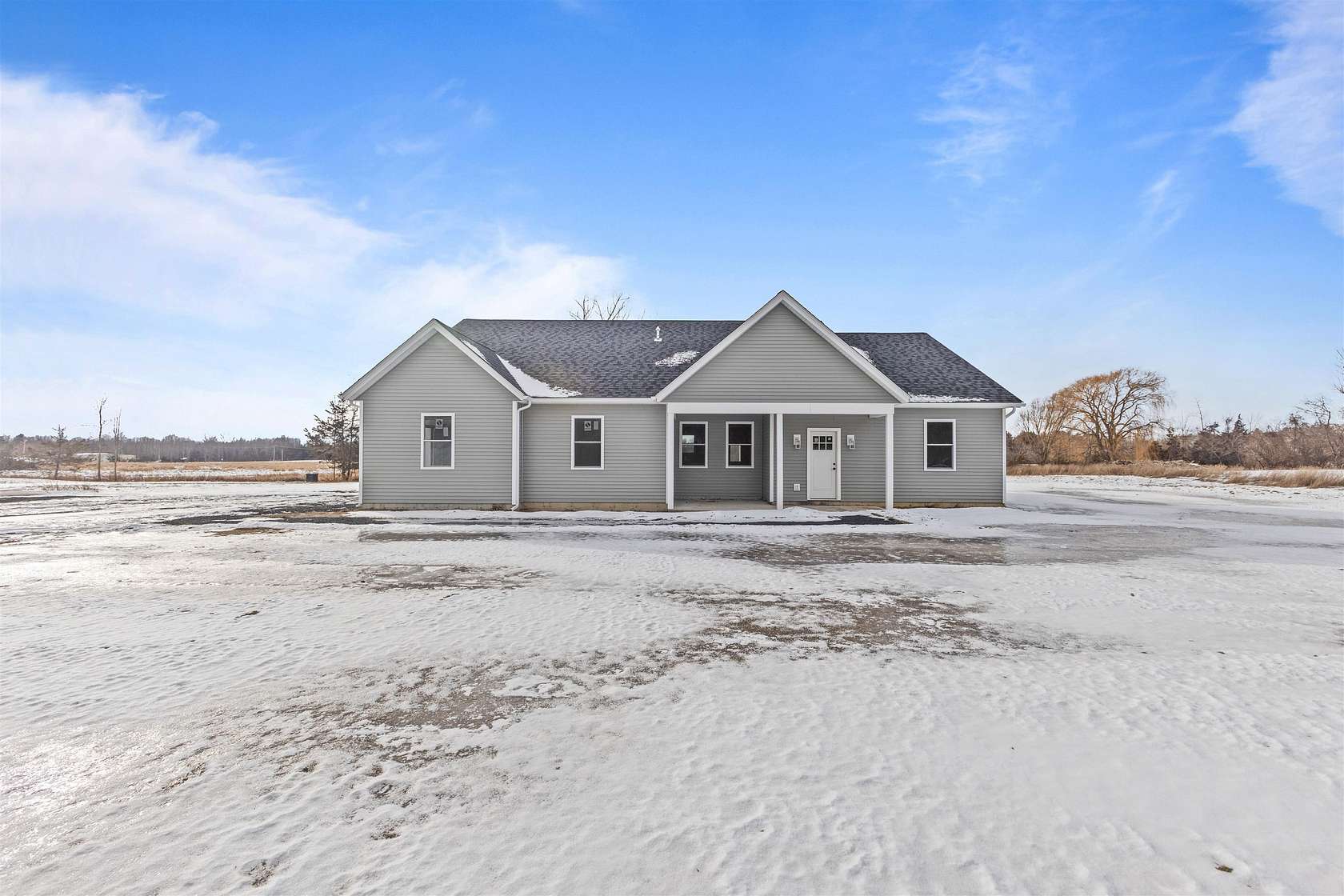 3.56 Acres of Residential Land with Home for Sale in Grand Isle, Vermont