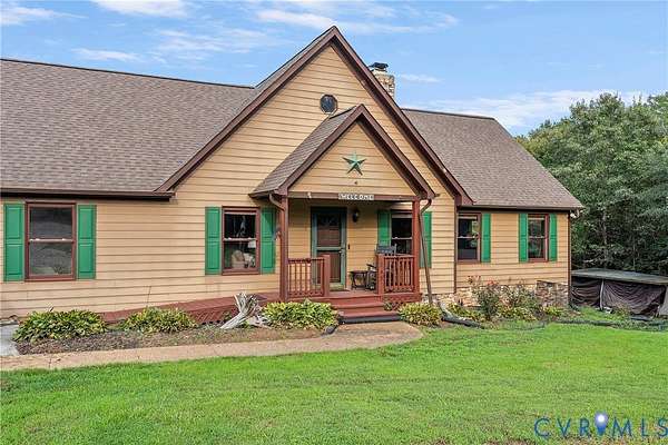 32 Acres of Land with Home for Sale in Cumberland, Virginia