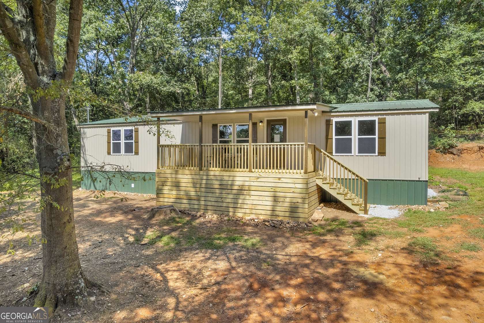 2 Acres of Residential Land with Home for Sale in Commerce, Georgia