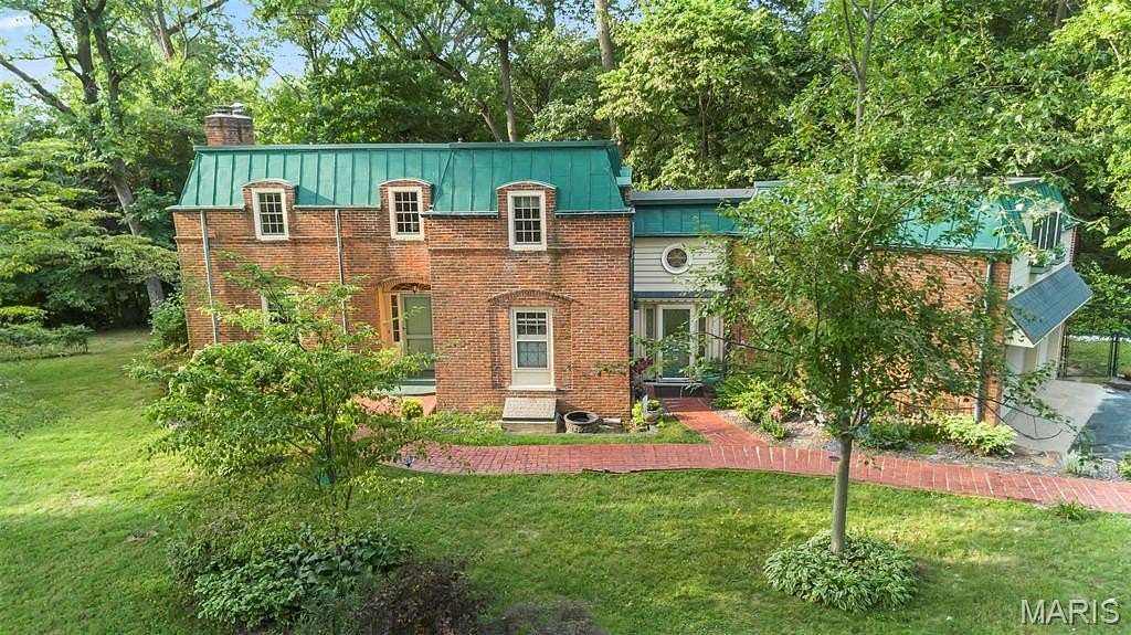 2.1 Acres of Residential Land with Home for Sale in Lebanon, Illinois