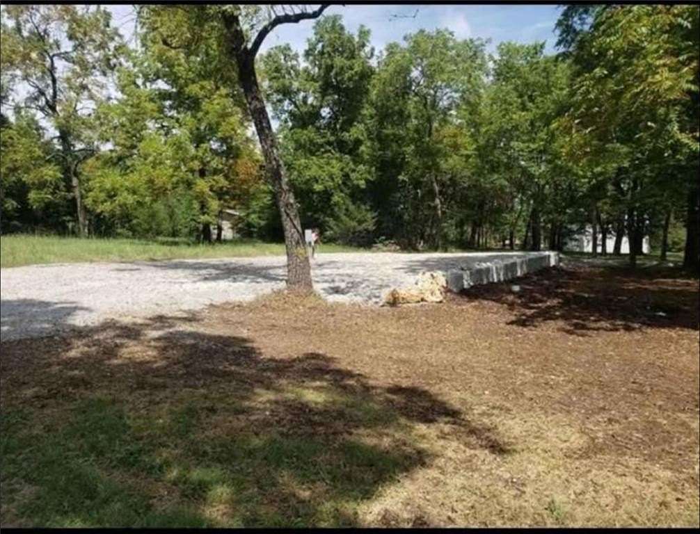 0.27 Acres of Residential Land for Sale in Mound City, Kansas