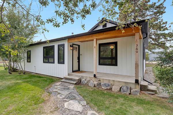 4 Acres of Residential Land with Home for Sale in Hamilton, Montana