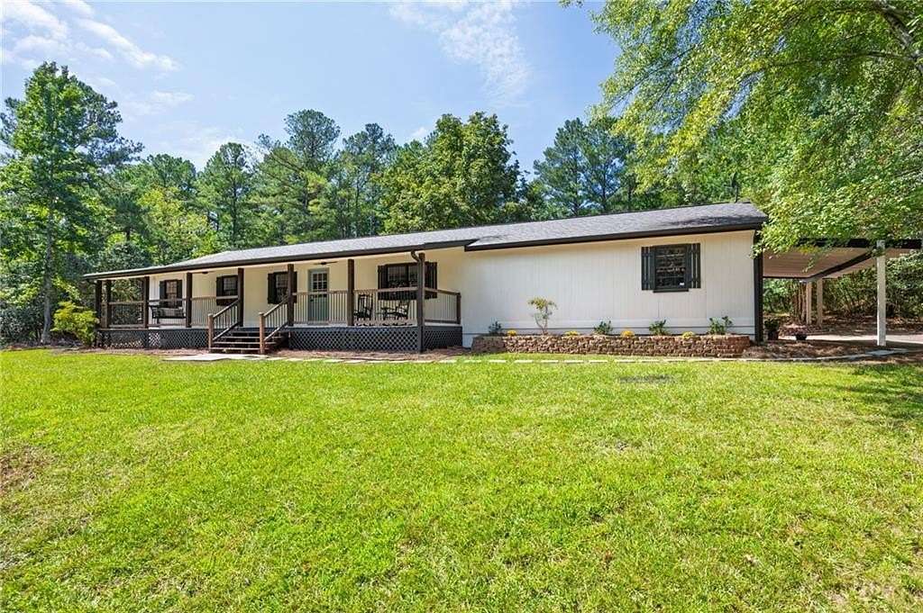 3.77 Acres of Residential Land with Home for Sale in Dallas, Georgia