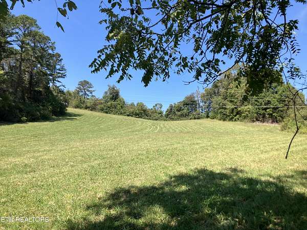 5 Acres of Land for Sale in New Tazewell, Tennessee