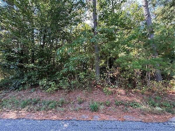 5.67 Acres of Residential Land for Sale in West Point, Virginia