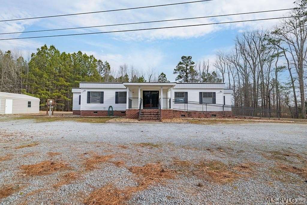 1.77 Acres of Improved Commercial Land for Sale in Lawrenceville, Virginia