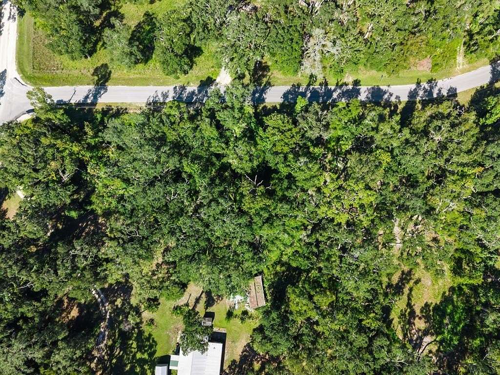 2.5 Acres of Residential Land for Sale in Old Town, Florida