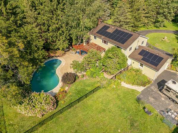 4.3 Acres of Residential Land with Home for Sale in Woodstock, Illinois