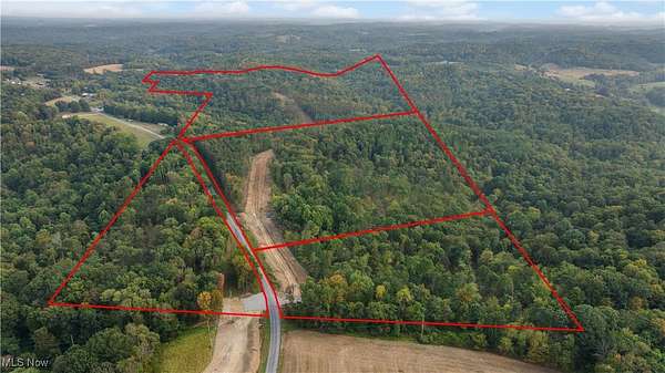 9.3 Acres of Residential Land for Auction in Sherrodsville, Ohio