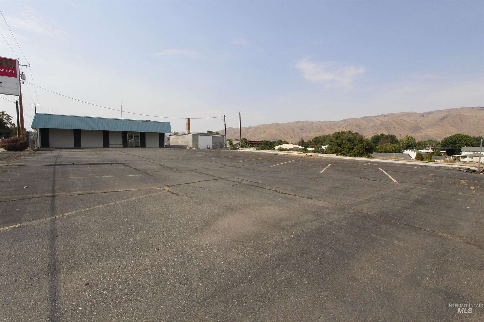 3 Acres of Improved Commercial Land for Sale in Clarkston, Washington