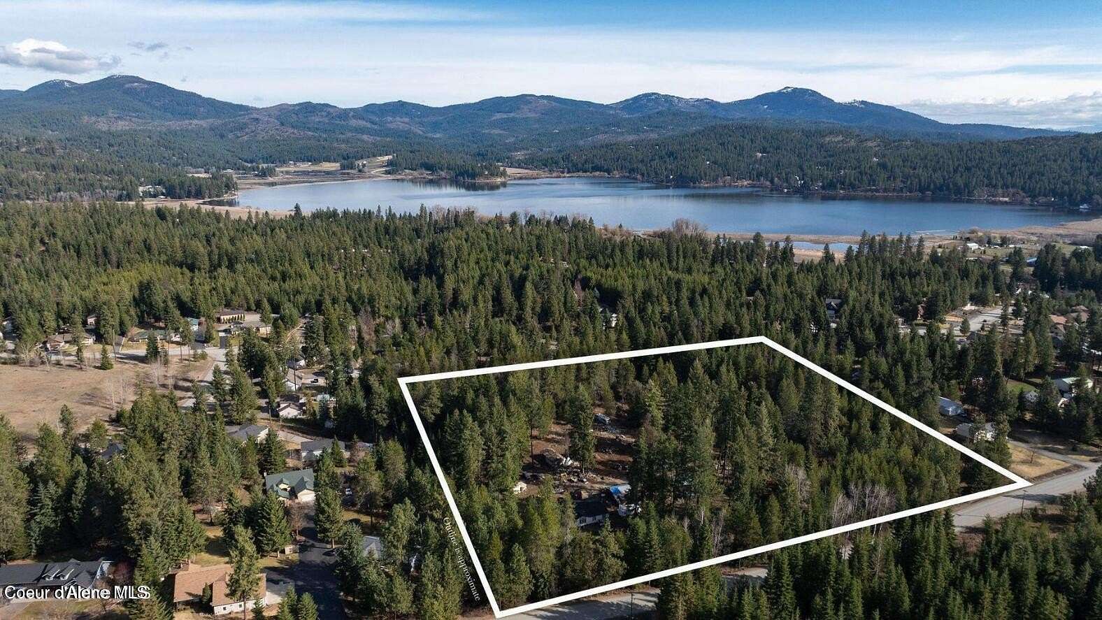 10.1 Acres of Land with Home for Sale in Hauser, Idaho