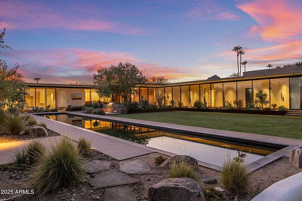 1.72 Acres of Residential Land with Home for Sale in Paradise Valley, Arizona