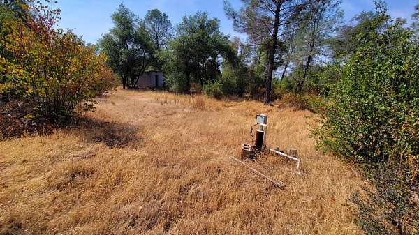 5 Acres of Residential Land for Sale in Shingletown, California