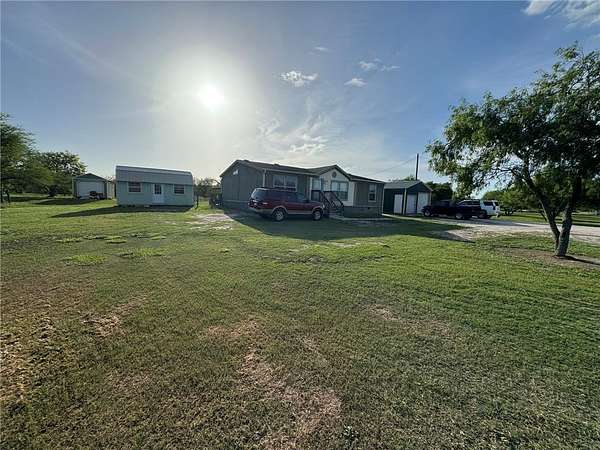 9.24 Acres of Residential Land with Home for Sale in Sinton, Texas