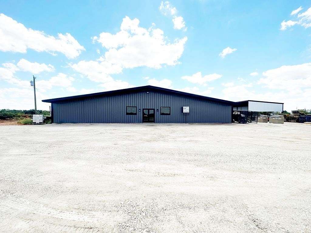 3.32 Acres of Improved Commercial Land for Sale in Big Spring, Texas