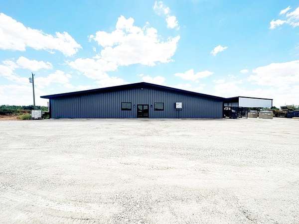 3.32 Acres of Improved Commercial Land for Sale in Big Spring, Texas