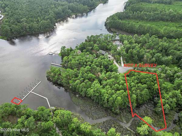 1.14 Acres of Residential Land for Sale in Oriental, North Carolina
