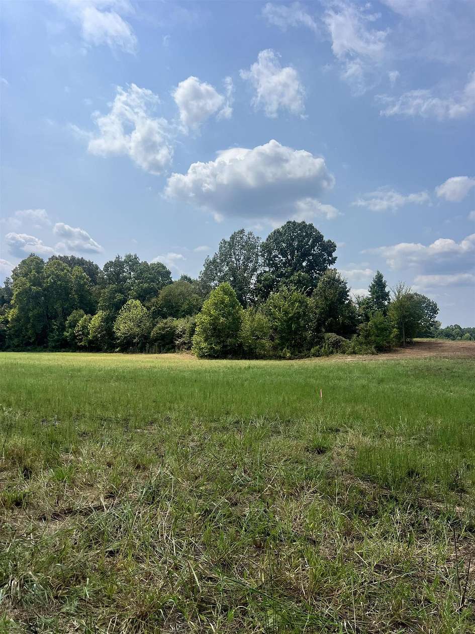 5.6 Acres of Residential Land for Sale in Mason, Tennessee