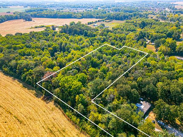 6.55 Acres of Land for Sale in Portland, Tennessee