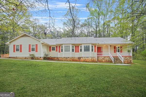 2 Acres of Residential Land with Home for Sale in Hampton, Georgia