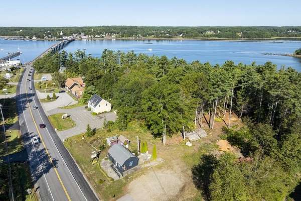 2.6 Acres of Commercial Land for Sale in Edgecomb, Maine