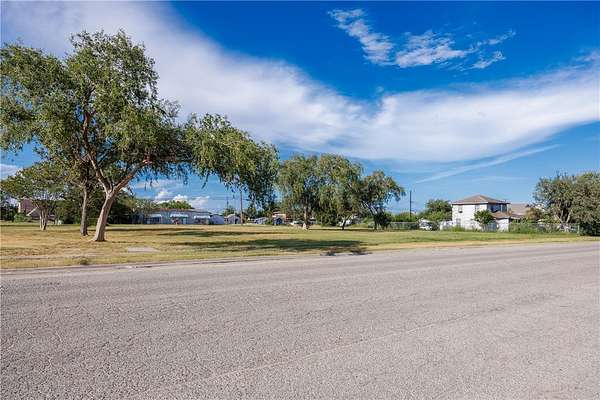 0.85 Acres of Commercial Land for Sale in Robstown, Texas