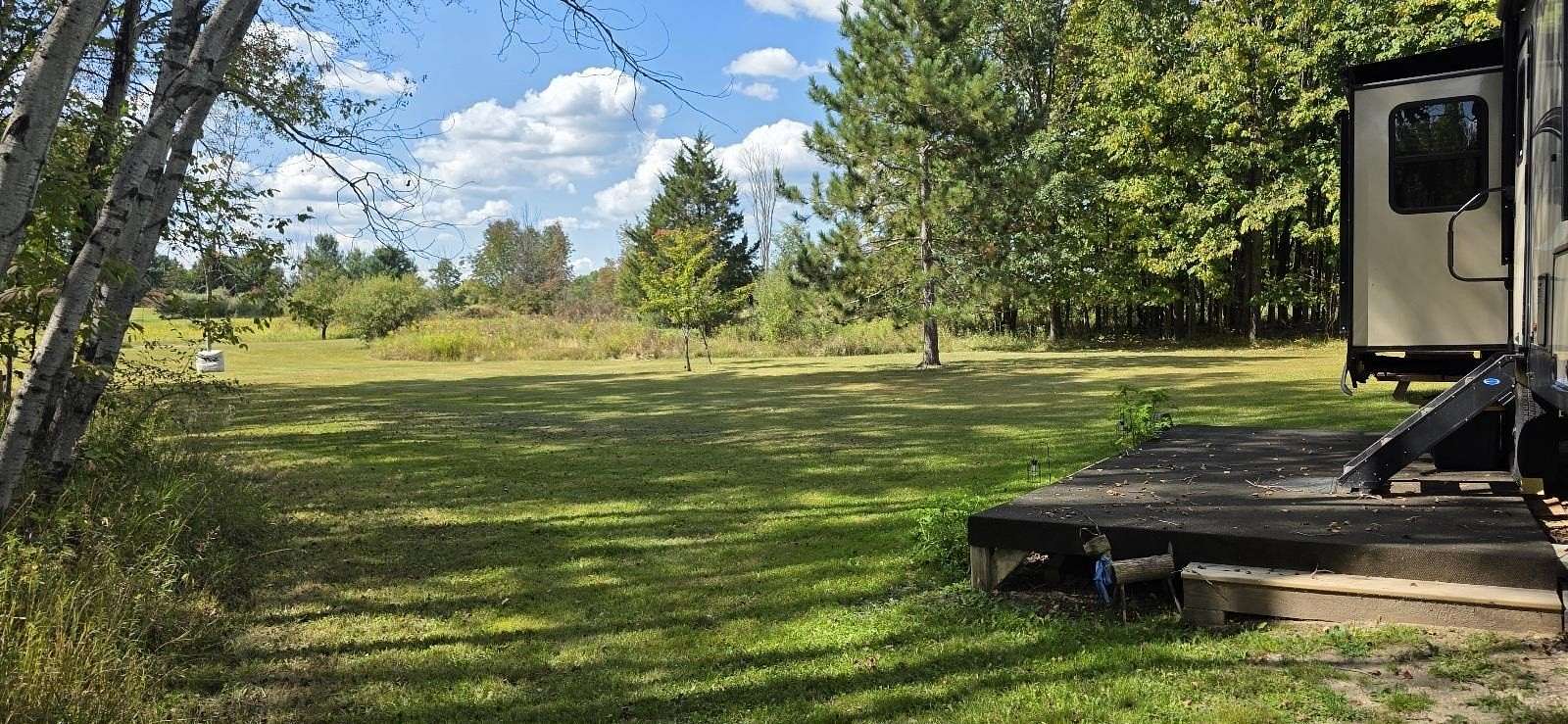 0.98 Acres of Residential Land for Sale in Gladwin, Michigan