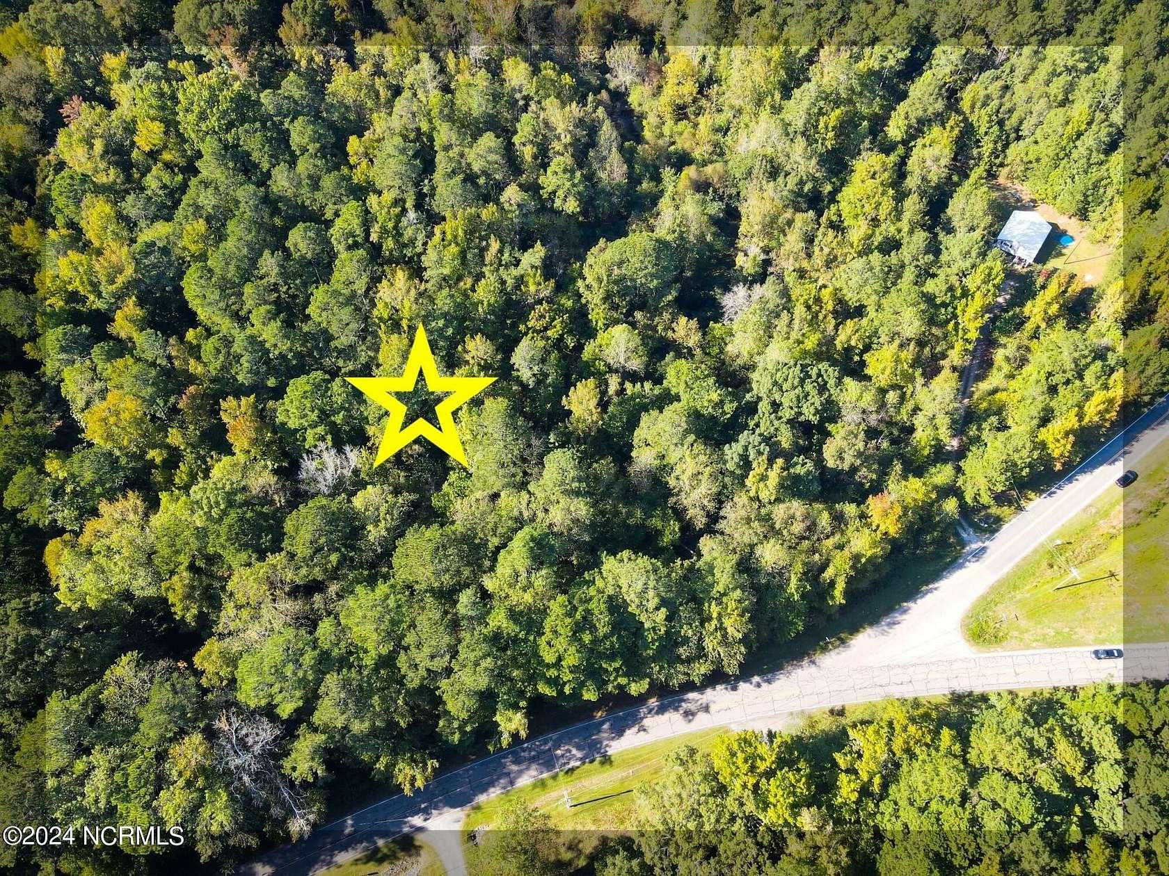 1 Acre of Residential Land for Sale in Rockingham, North Carolina