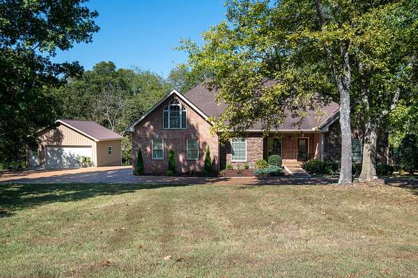 2.2 Acres of Residential Land with Home for Sale in Gallatin, Tennessee