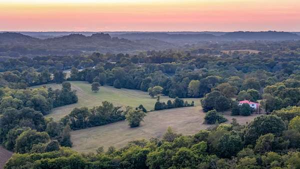 46.1 Acres of Agricultural Land for Sale in Williamsport, Tennessee