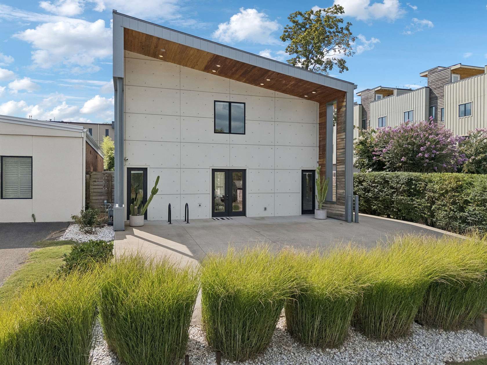 0.19 Acres of Mixed-Use Land for Sale in Nashville, Tennessee