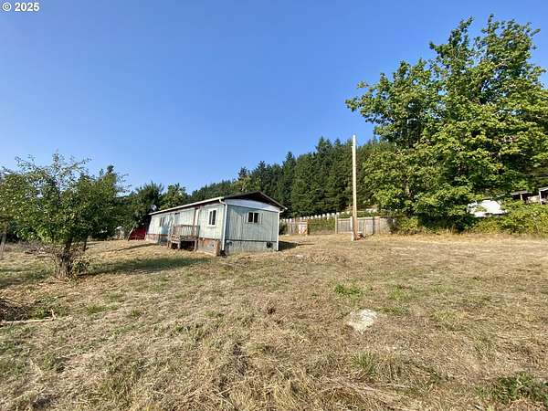 13.6 Acres of Land with Home for Sale in Lorane, Oregon