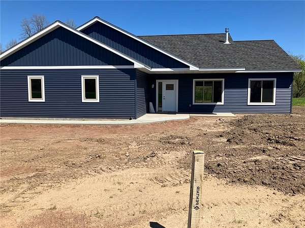 22.3 Acres of Agricultural Land with Home for Sale in Sunrise Township, Minnesota