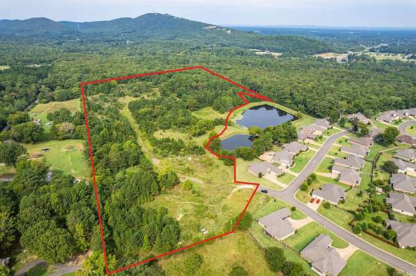 28.4 Acres of Land for Sale in Hot Springs, Arkansas