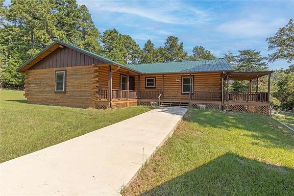 10 Acres of Land with Home for Sale in Frankston, Texas