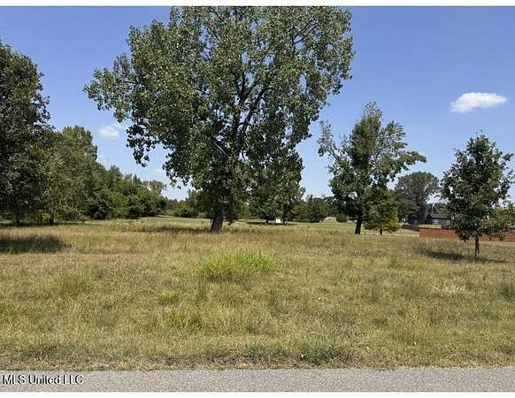 1.56 Acres of Residential Land for Sale in Nesbit, Mississippi
