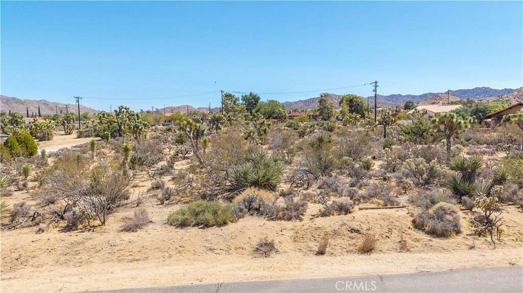 1 Acre of Land for Sale in Yucca Valley, California