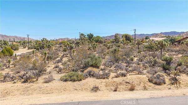 1 Acre of Land for Sale in Yucca Valley, California