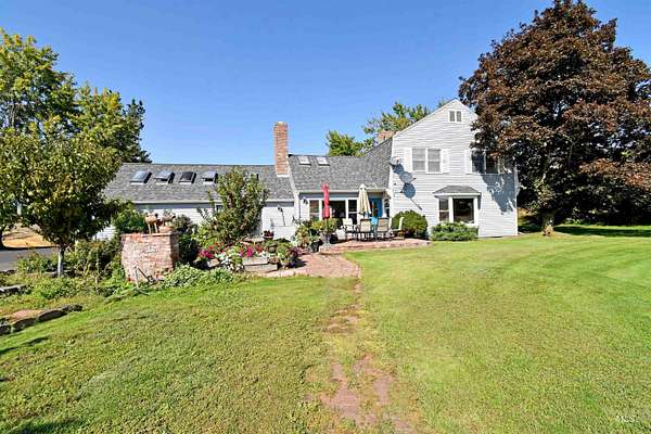 50 Acres of Agricultural Land with Home for Sale in Clarkston, Washington