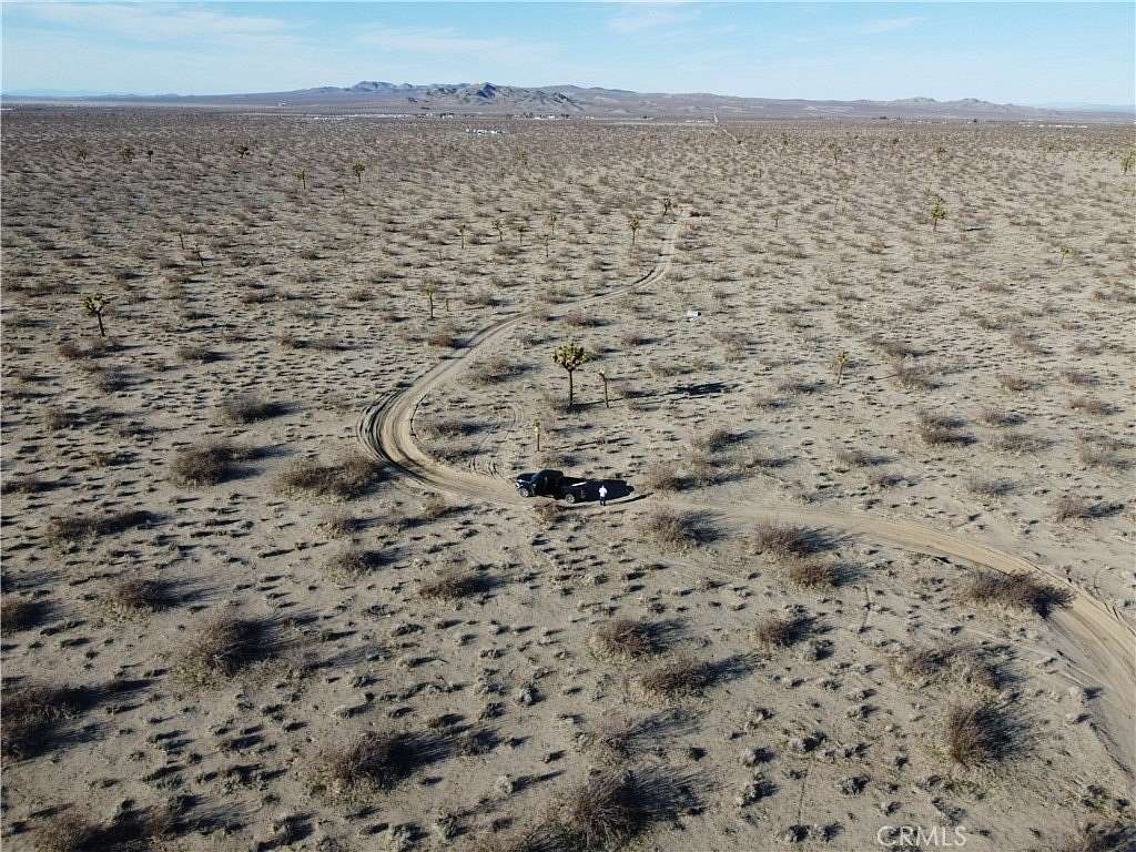 20 Acres of Land for Sale in El Mirage, California