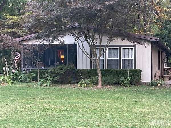 7.7 Acres of Residential Land with Home for Sale in Hazleton, Indiana