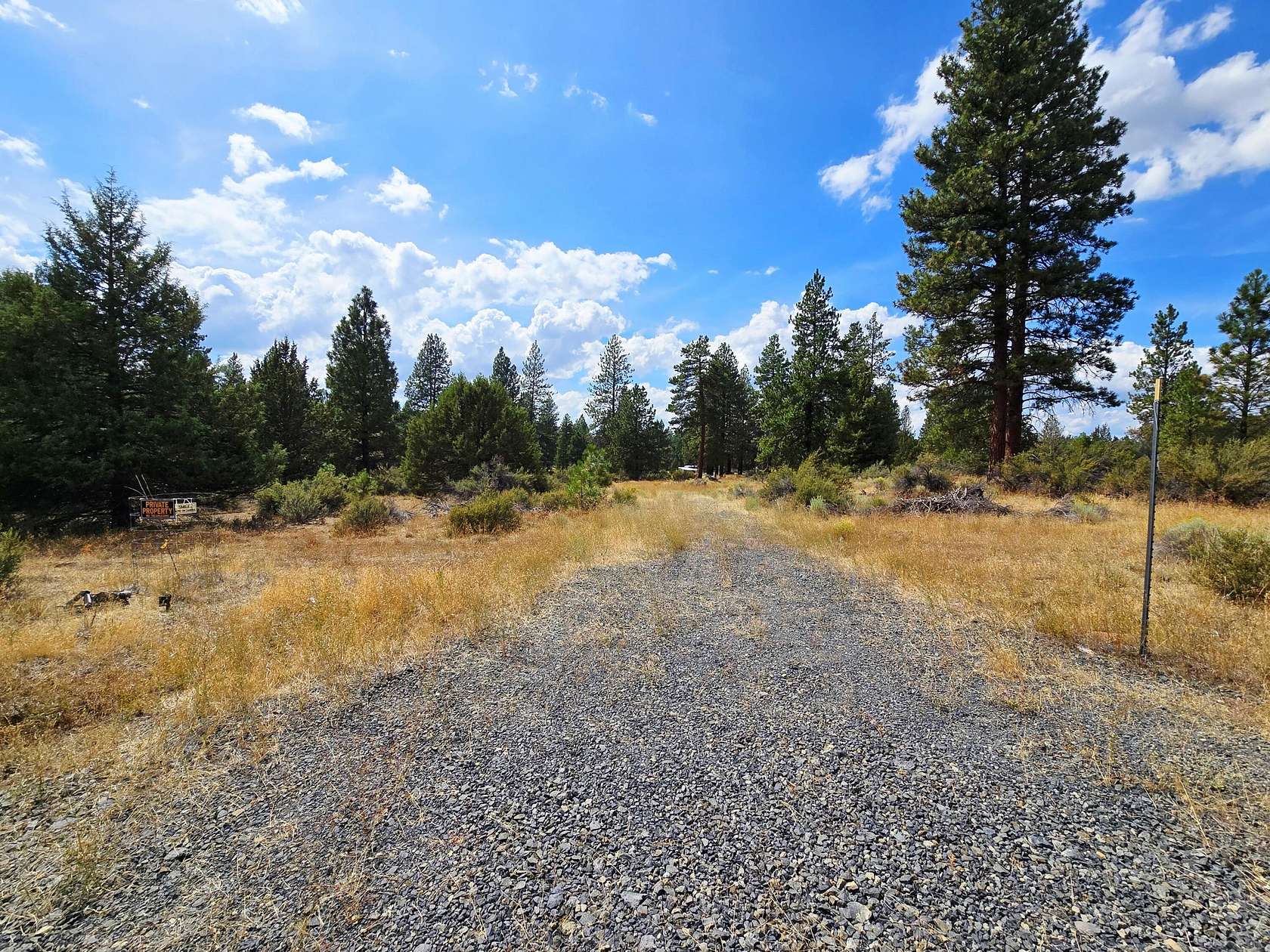 4.6 Acres of Residential Land for Sale in Bonanza, Oregon