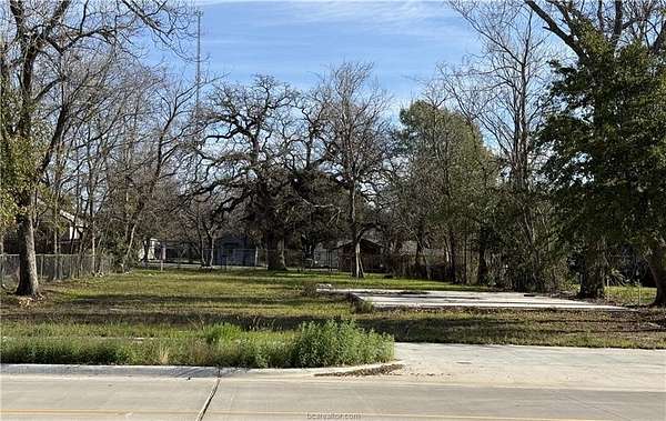 0.19 Acres of Mixed-Use Land for Sale in Bryan, Texas