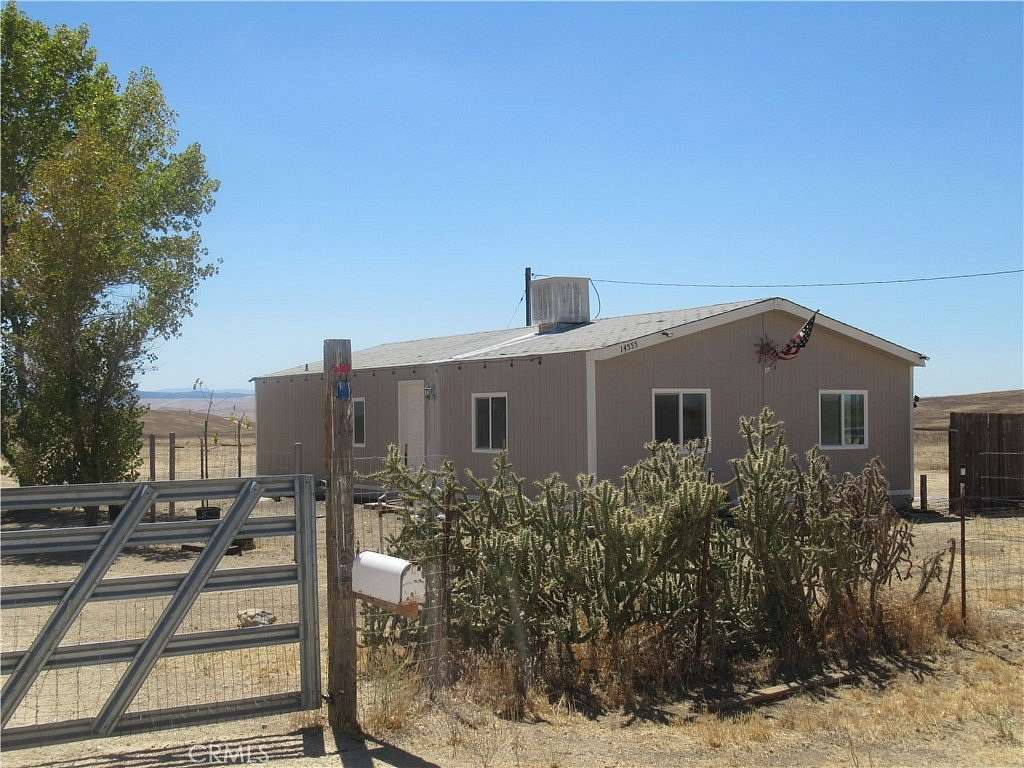 2.5 Acres of Land with Home for Sale in Santa Margarita, California