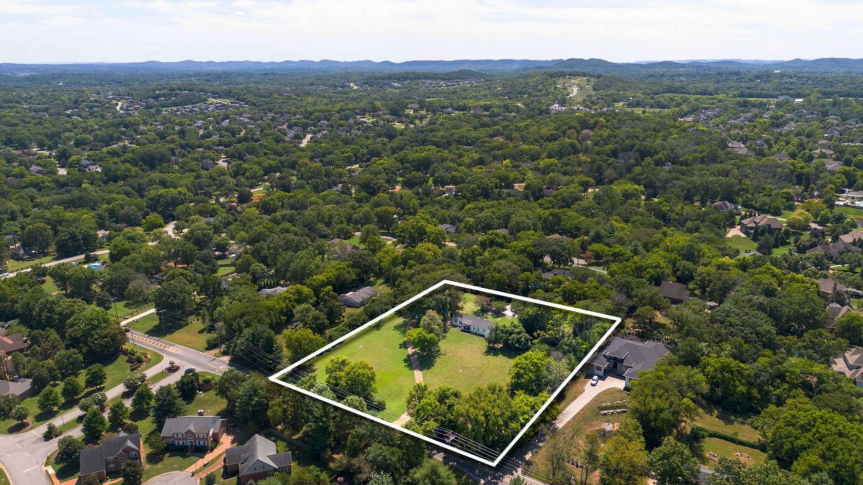3 Acres of Residential Land for Sale in Brentwood, Tennessee