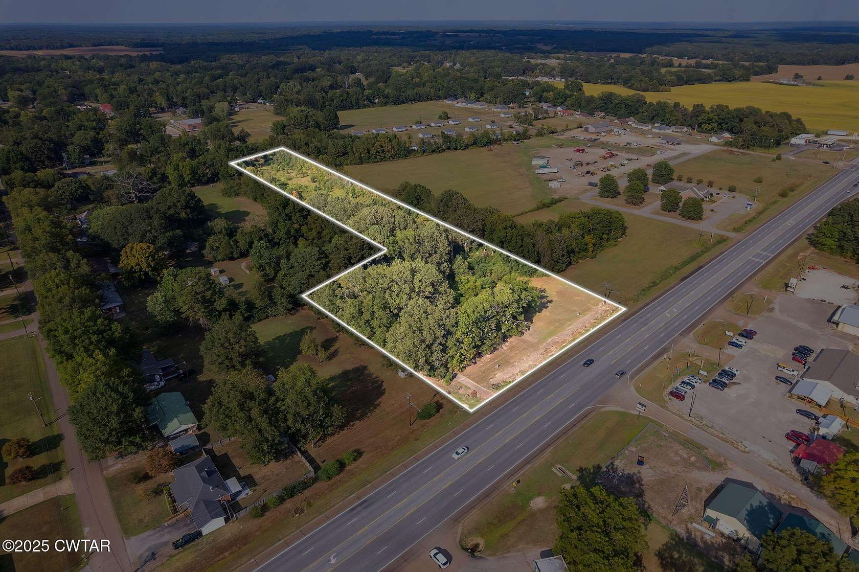 5 Acres of Improved Mixed-Use Land for Sale in Whiteville, Tennessee