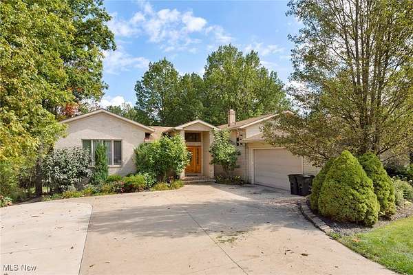 2.23 Acres of Residential Land with Home for Sale in Brecksville, Ohio