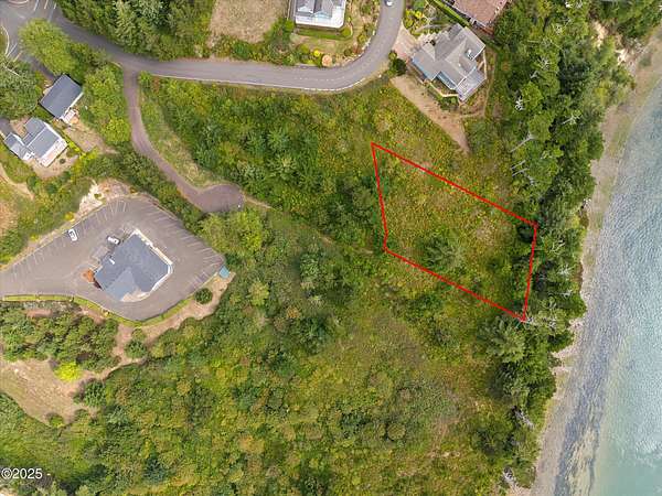 0.34 Acres of Residential Land for Sale in Waldport, Oregon